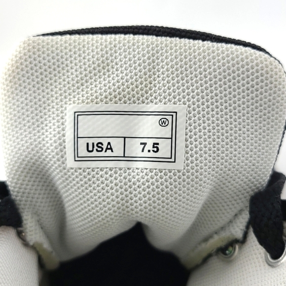 Women's High Top Lace Up Sneakers  Disney Character Black Multi Print Size 7.5 - Picture 15 of 15